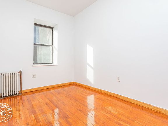 4th image of 466 Franklin Ave #1G
