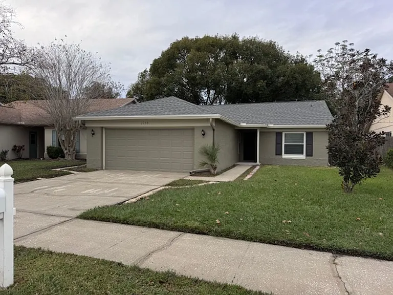 1135 Covington St — Photo 22