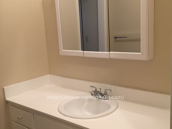 3rd image of 1252 W Mc Kinley Ave APT 2