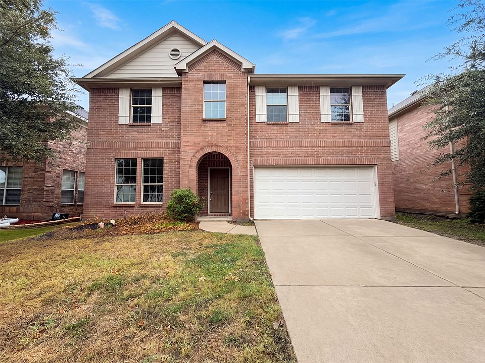 1st image of 424 Cypress Hill Dr