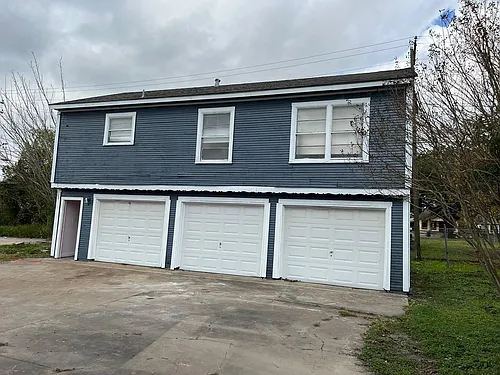 4019 Procter St Photo 1