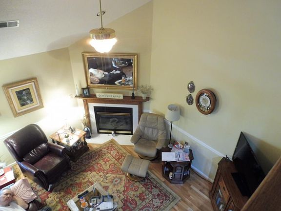 4th image of 3752 Apple Grove Cir