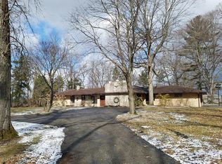 106 S 190 E, Valparaiso, IN 46383