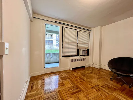 Rented by N & H Realty Group Inc | media 10