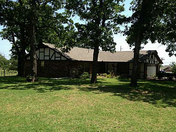2nd image of 110 Clador Dr