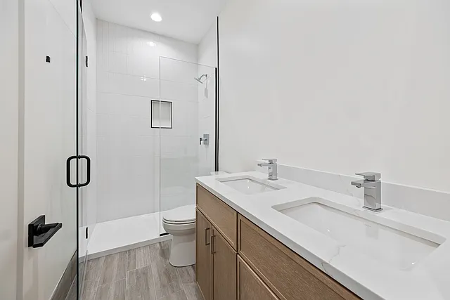 1313 W Taylor St #2 — Photo 21