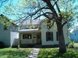 331 1st Ave, Clinton, IA 52732