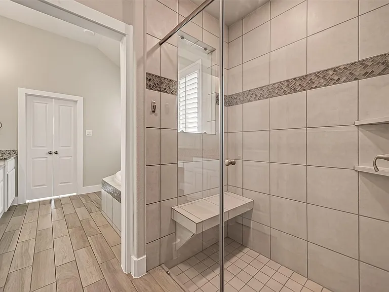 2619 Lilac Point Ln — Photo 43