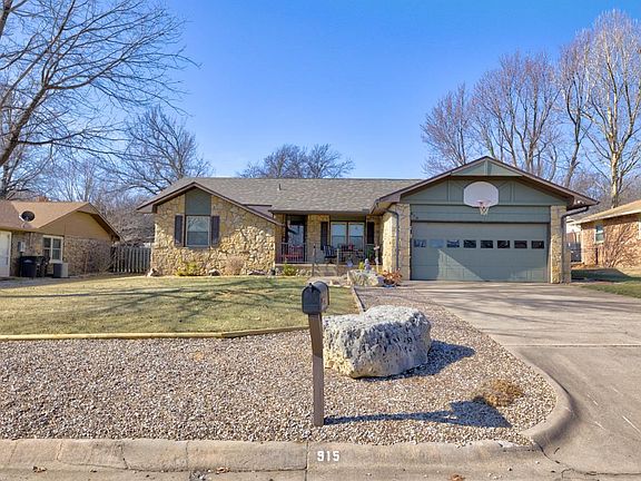 2nd image of 915 Highland Dr