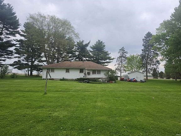 4th image of 4130 S Whitley Rd