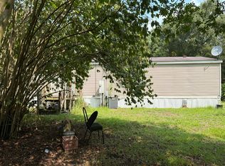 3731 Herring Rd, Rose Hill, NC 28458