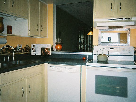 2nd image of 4805 Alt #19-611