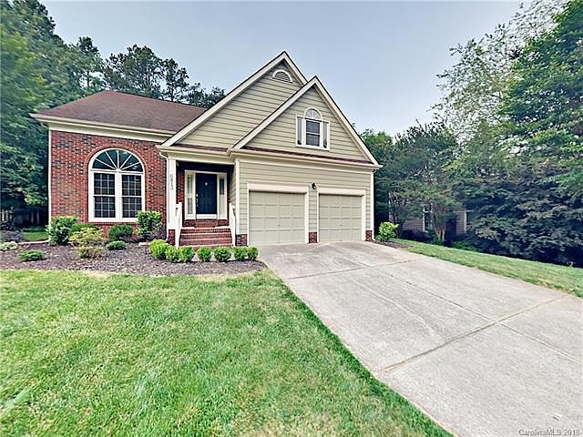 1st image of 6813 Wolf Run Dr