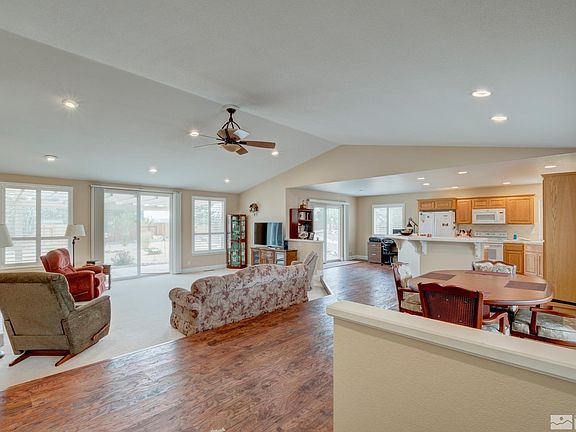 5th image of 1172 Chaparral Ct
