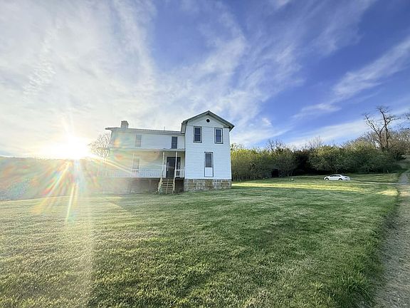 5th image of 725 Old Spruce Rd