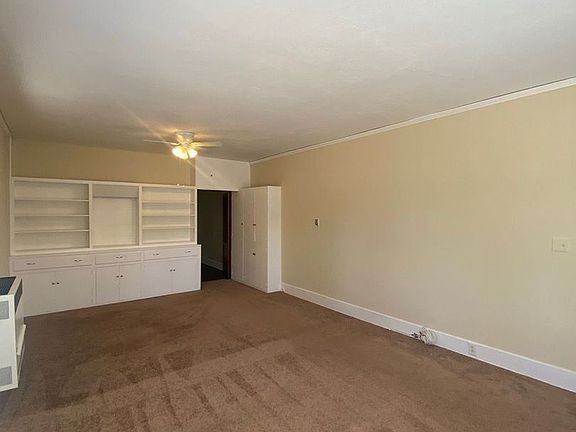 4th image of 6331 Painter Ave APT A