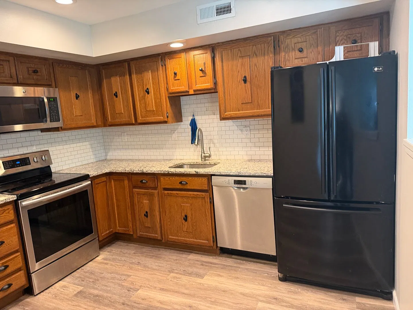 Spacious 3 Bedroom 2.5 Bath Townhome in Towamencin $2,400/month — Photo 4