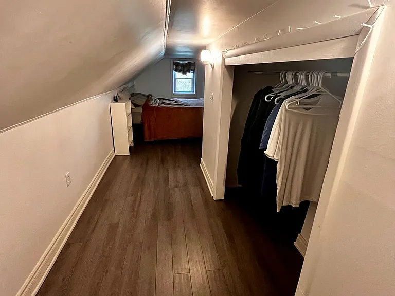 2798 Dingman Dr — Photo 14