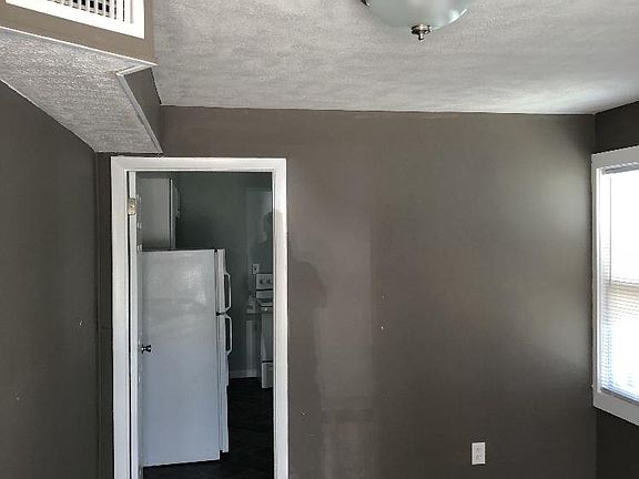 3rd image of 38526 Lake Shore Blvd #3