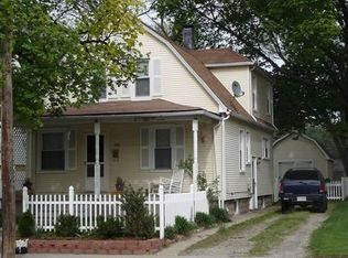 1066 Starkweather St, Plymouth, MI