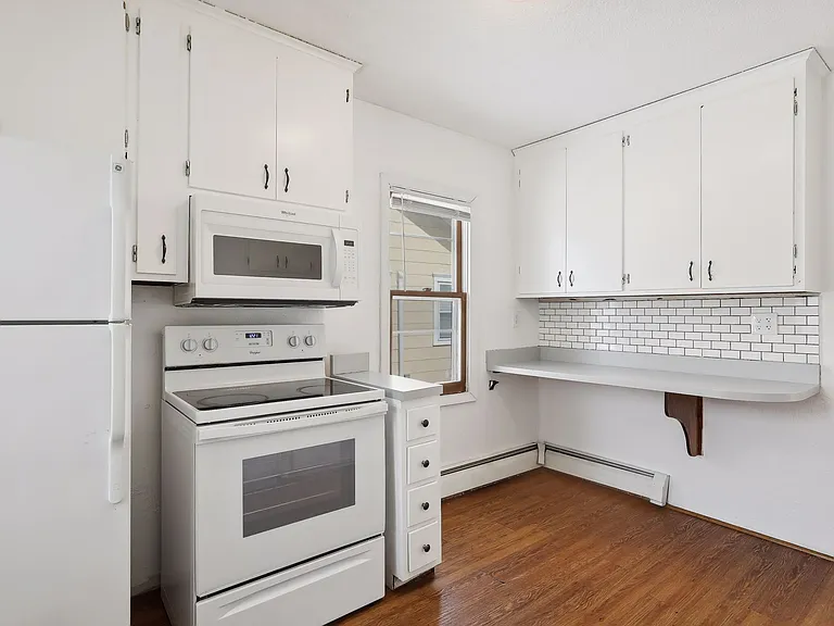 1119 Matilda St — Photo 15