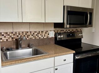 1301 S Queen St #201, York, PA 17403