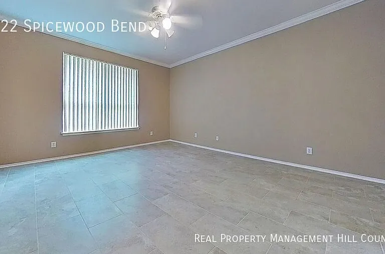 8522 Spicewood Bnd — Photo 12