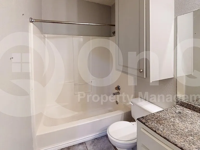 12603 Summer Hill Dr — Photo 15