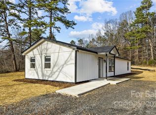 6100 Lake Rd, Mint Hill, NC 28227