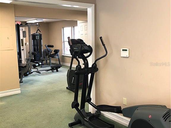 4th image of 4028 Versailles Dr #4028C