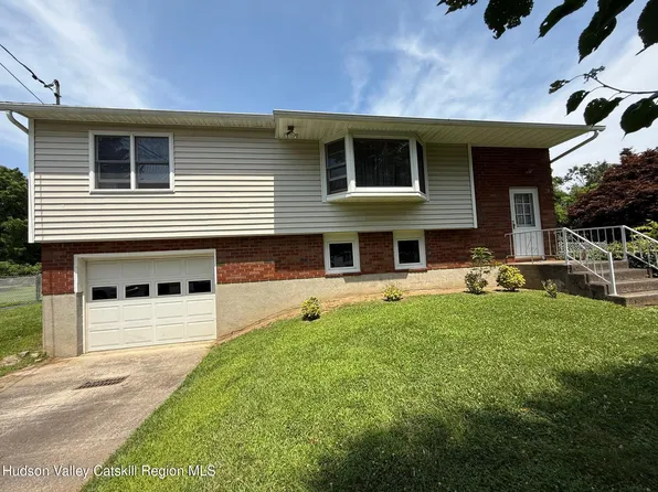 39 Maple Lane, Dover Plains, NY 12522