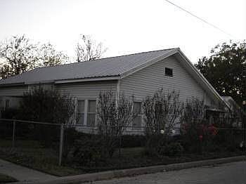 5th image of 300 SE 6th Ave