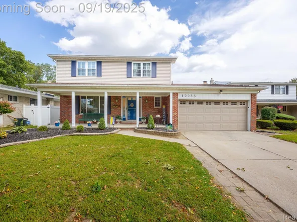 10053 Michael St, Taylor, MI 48180