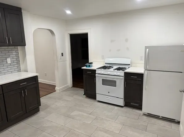 50 E 4th St, Wyoming, PA 18644