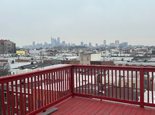 112 Emily St, Philadelphia, PA 19148
