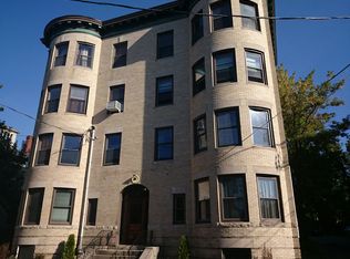 48 Kent St APT 2, Brookline, MA 02445