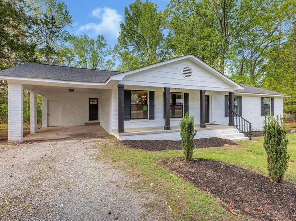 181 Skyland Dr, Clinton, SC 29325