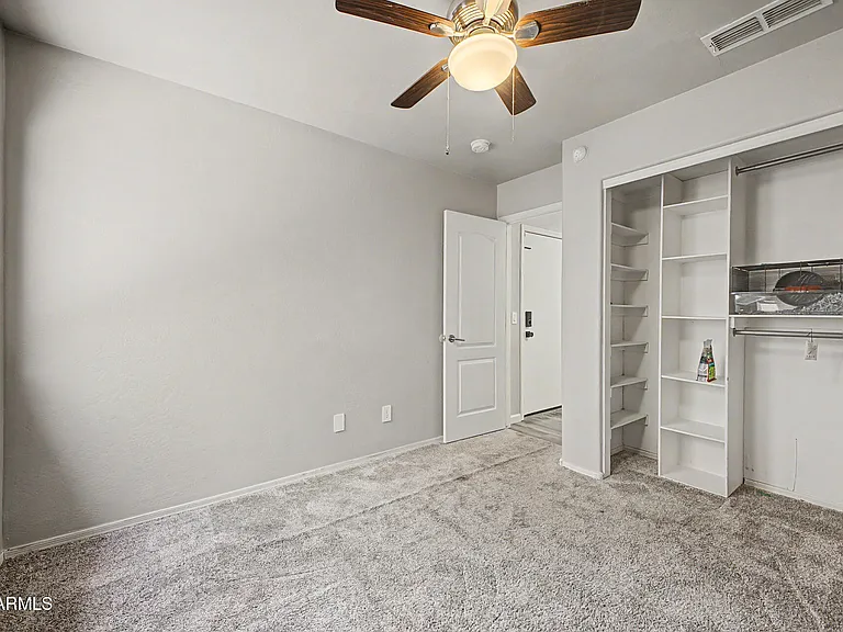 1119 E Pontiac Dr — Photo 19