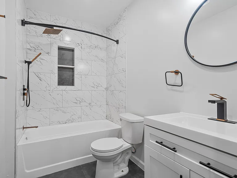 88 N 7th St #1 — Photo 3