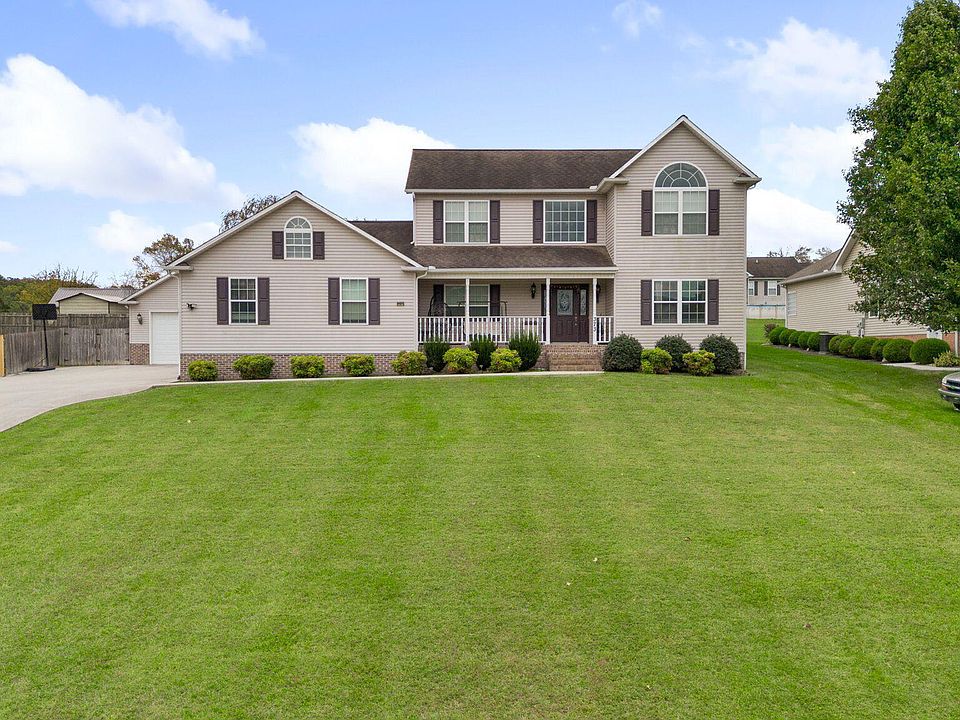 373 Clover Cir, Jacksboro, TN 37757 Zillow