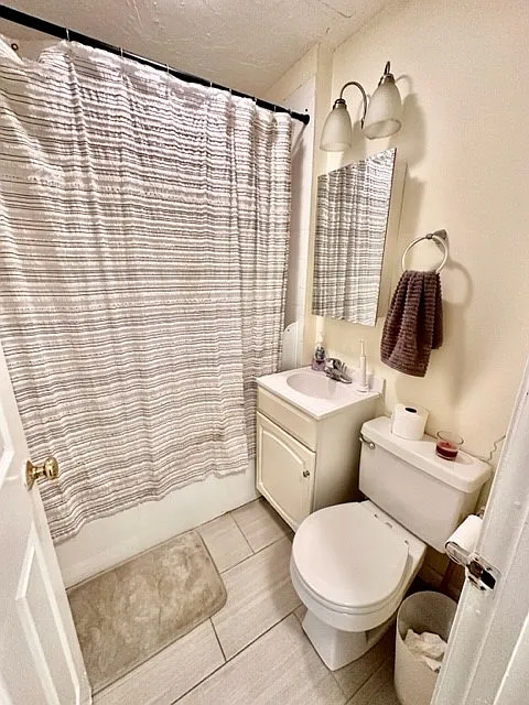 3 bed, 9999 sqft, $5,055 — Photo 4