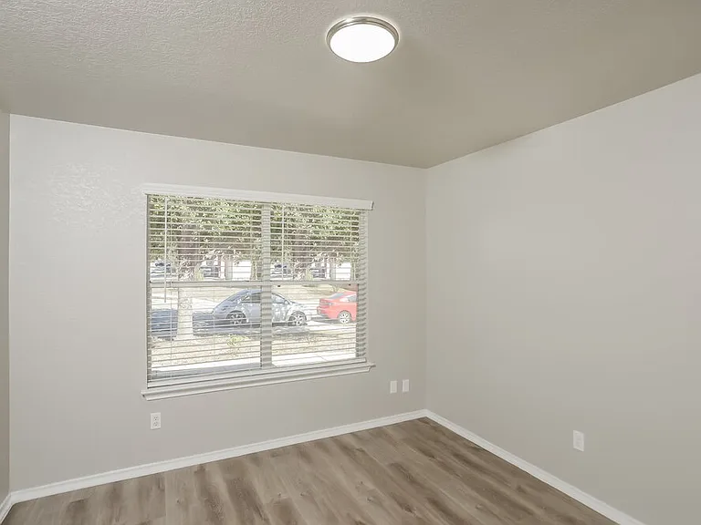 9122 Blazer Pl — Photo 14