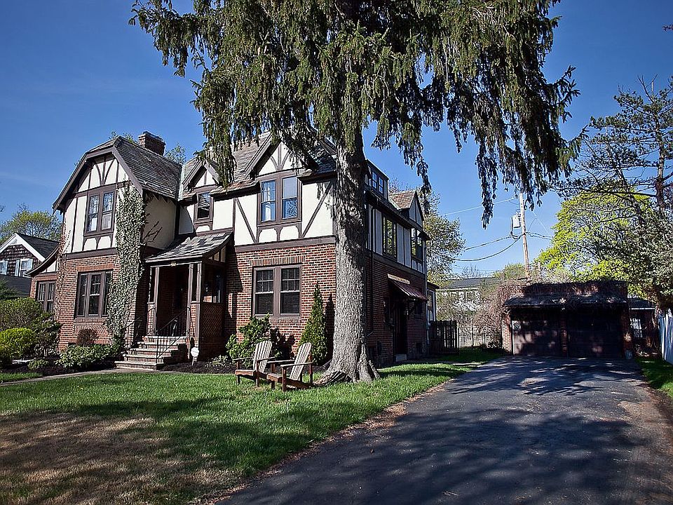 413 Sedgwick Dr, Syracuse, NY 13203 Zillow