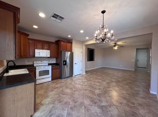 898 E Del Rio St, Chandler, AZ 85225