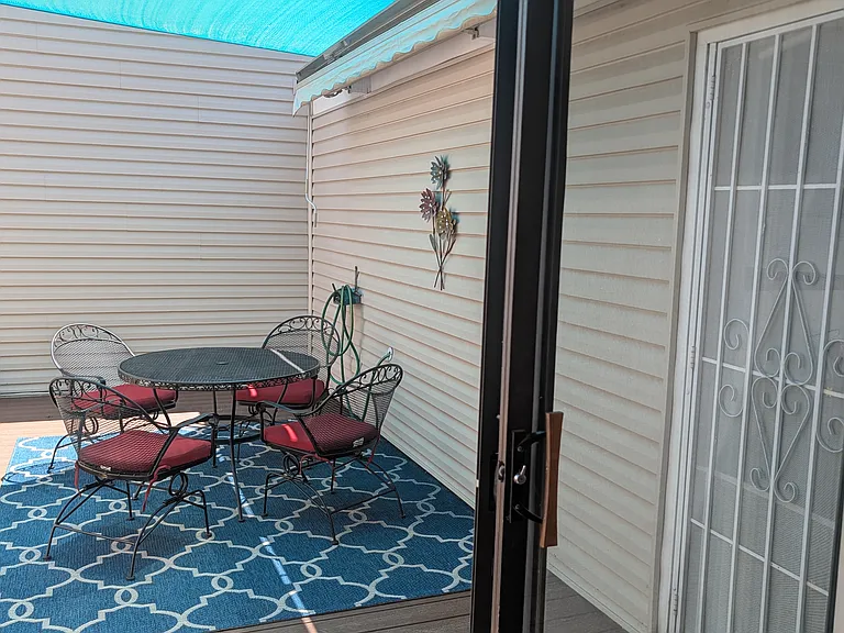 7583 S Monaco Way — Photo 8