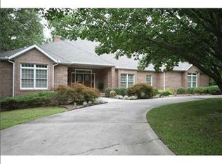 105 Ridgefield St, Bentonville, AR 72712