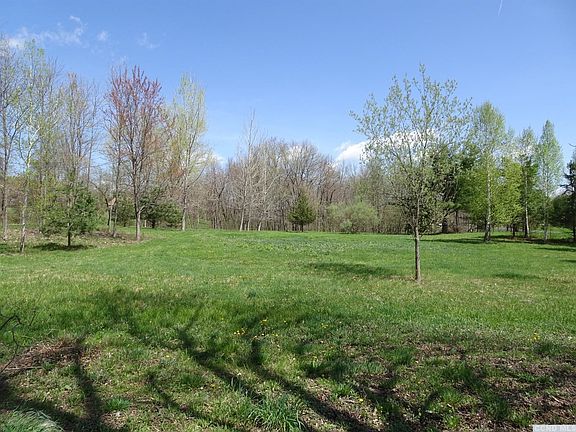 4th image of 9 - Lot Shasta Drive