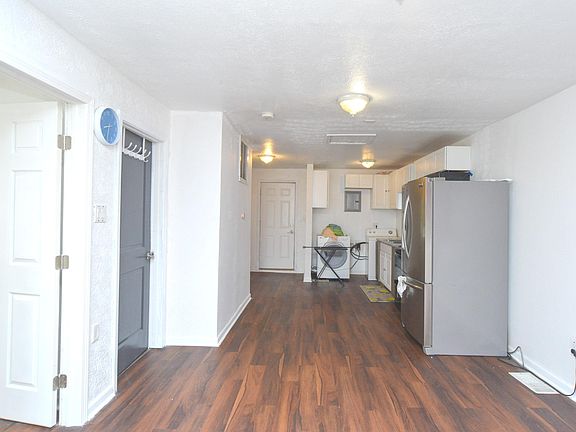 5th image of 2510 E 25th St
