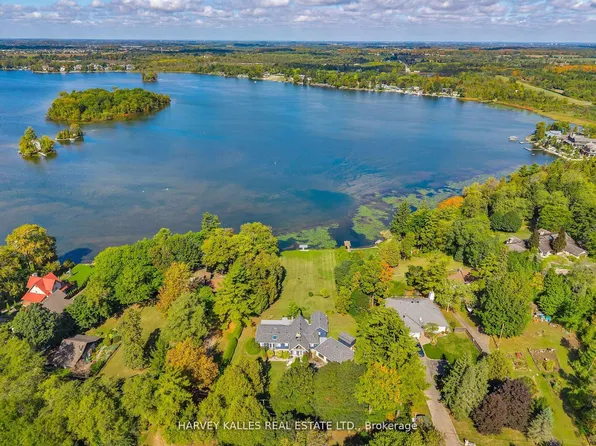 8 Oak Dr, Puslinch, ON N0B 2J0