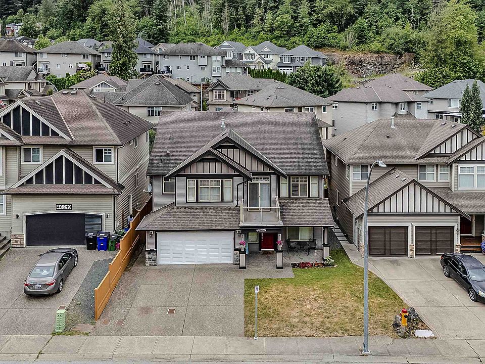 1st image of 46225 Kermode Cres